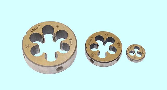 Плашка М 2,0 х 0,25 dнар.16мм Р6АМ5 6h TLX