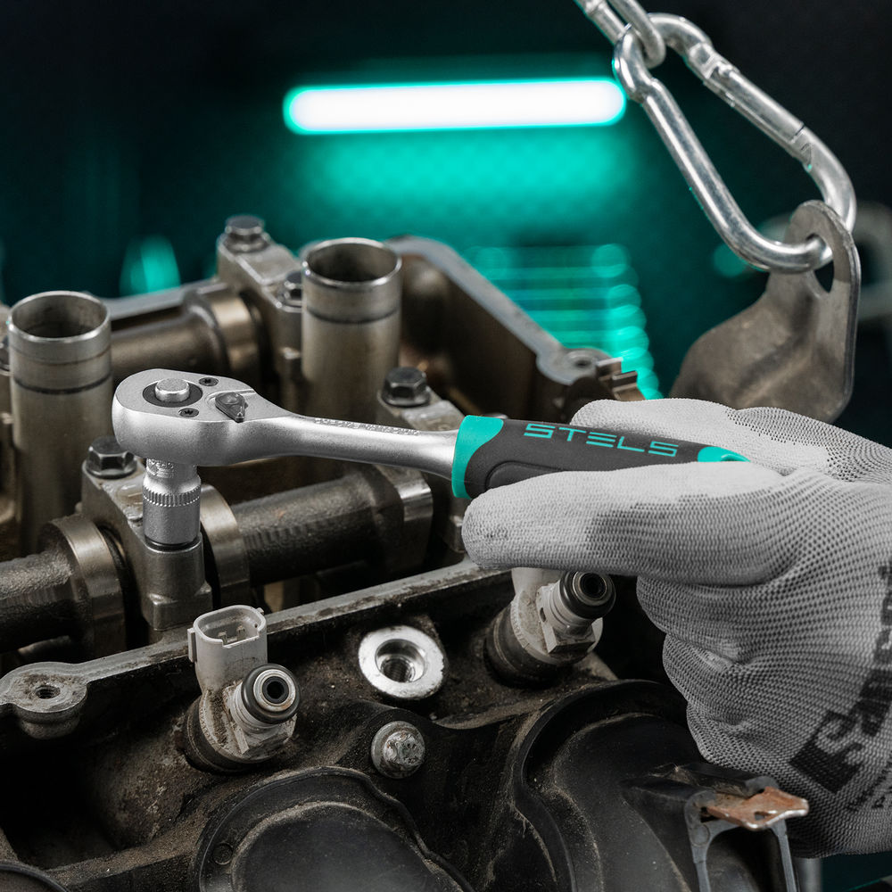 Набор инструментов, 1/2,3/8, 1/4, CrV, пластиковый кейс 142 предмета Stels