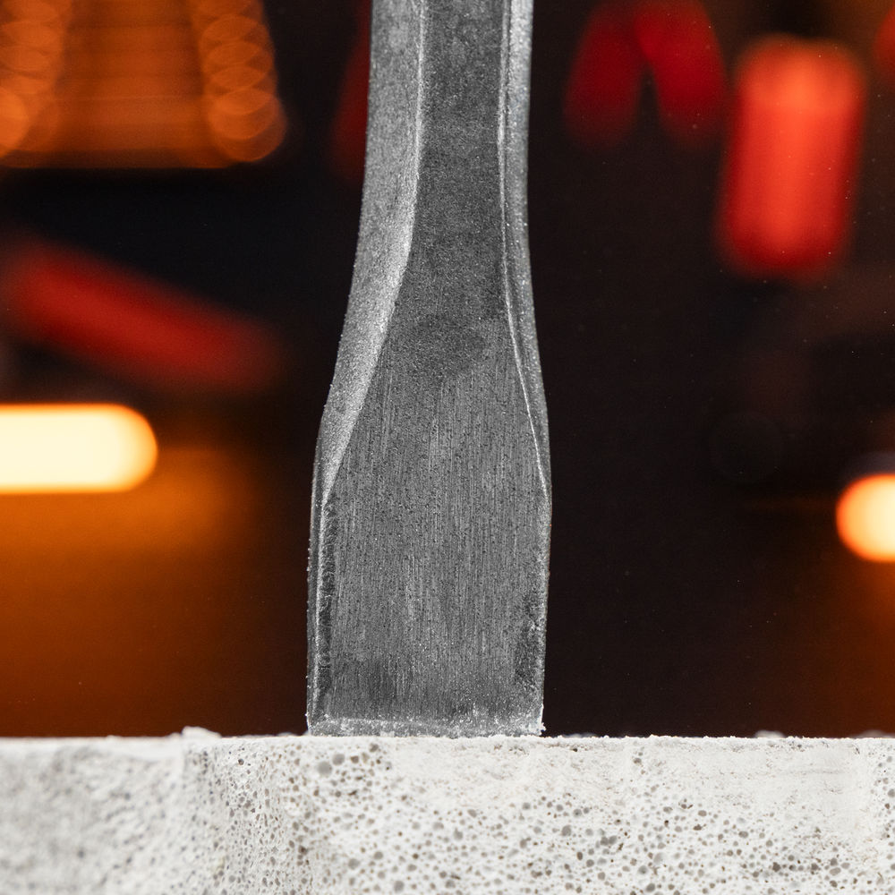 Зубило, 300 х 24 мм, с протектором, Sparta