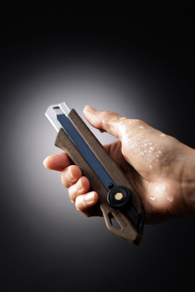 Нож с сегментированным лезвием WOOD-PP Models 18 мм OLFA OL-WD-L