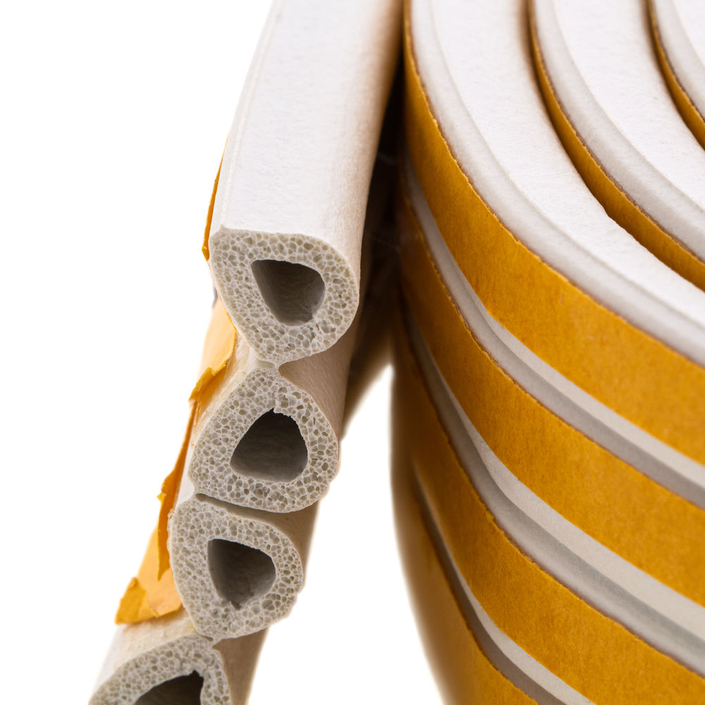 Уплотнитель резиновый, 12 м, профиль D, белый Сибртех (88909)