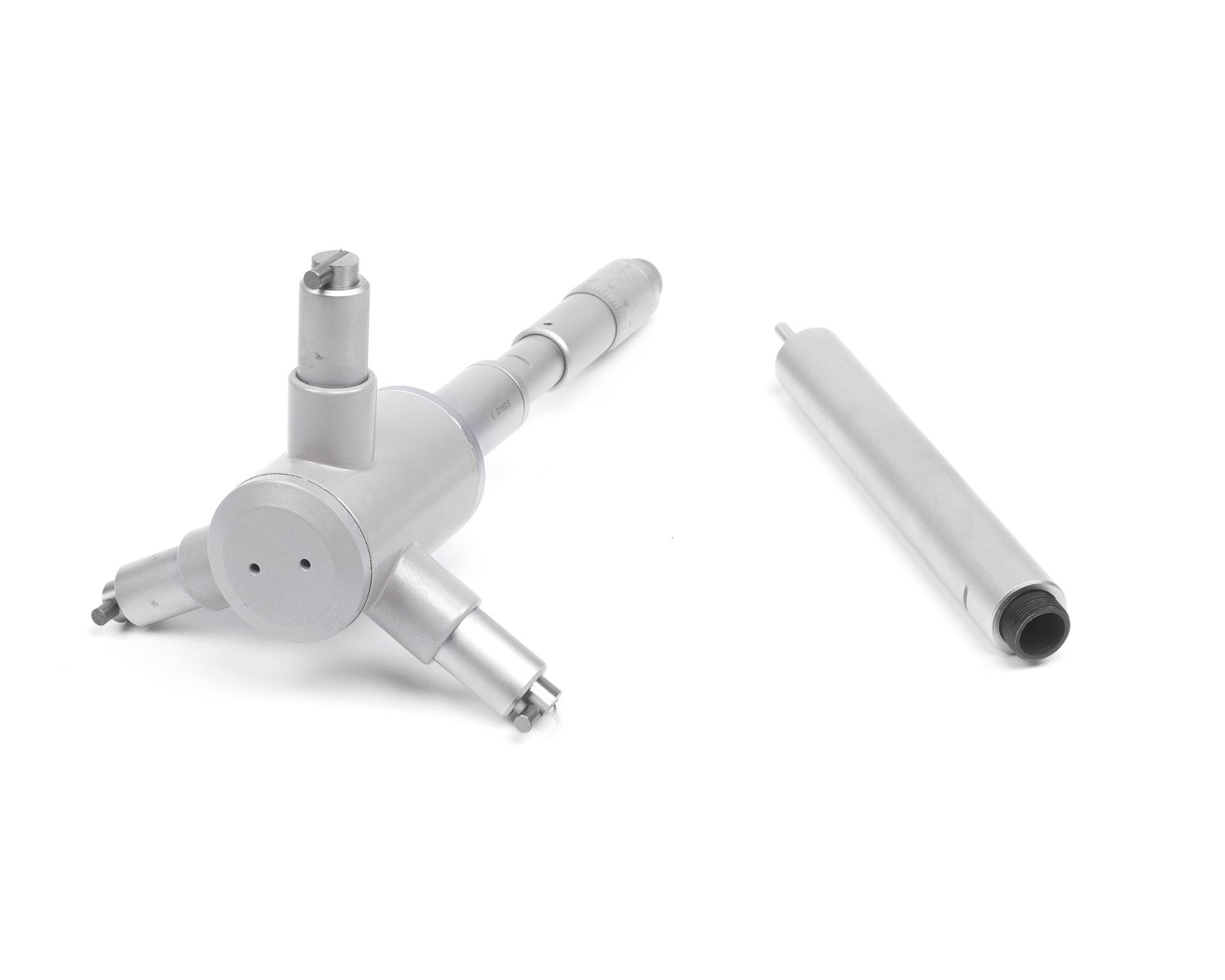 Нутромер микрометрический трехточечный 125-150 0.005 у/к Микрон